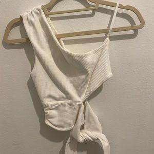 Lovers and friends off the shoulder cutout tie top size small